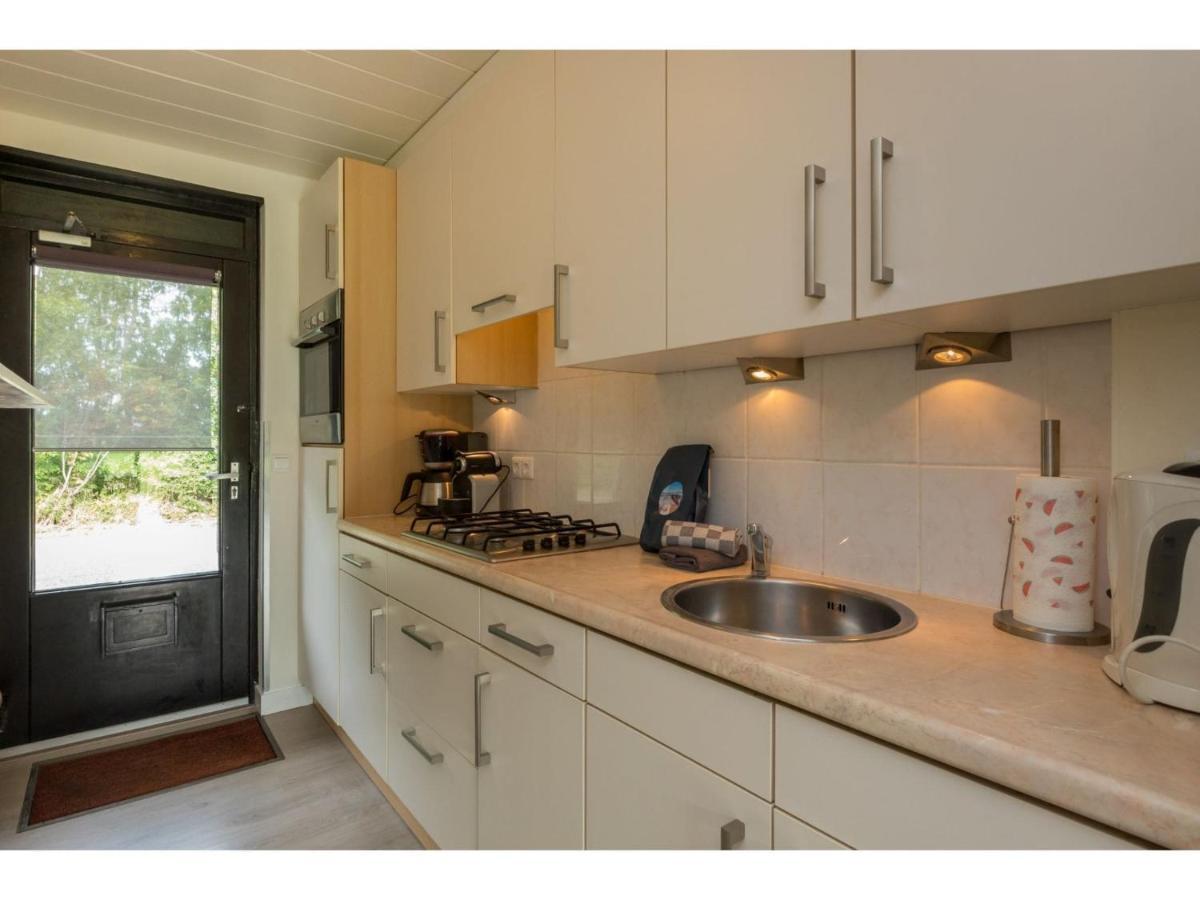 Ground Floor Apartment Near The Beach Флиссинген Экстерьер фото